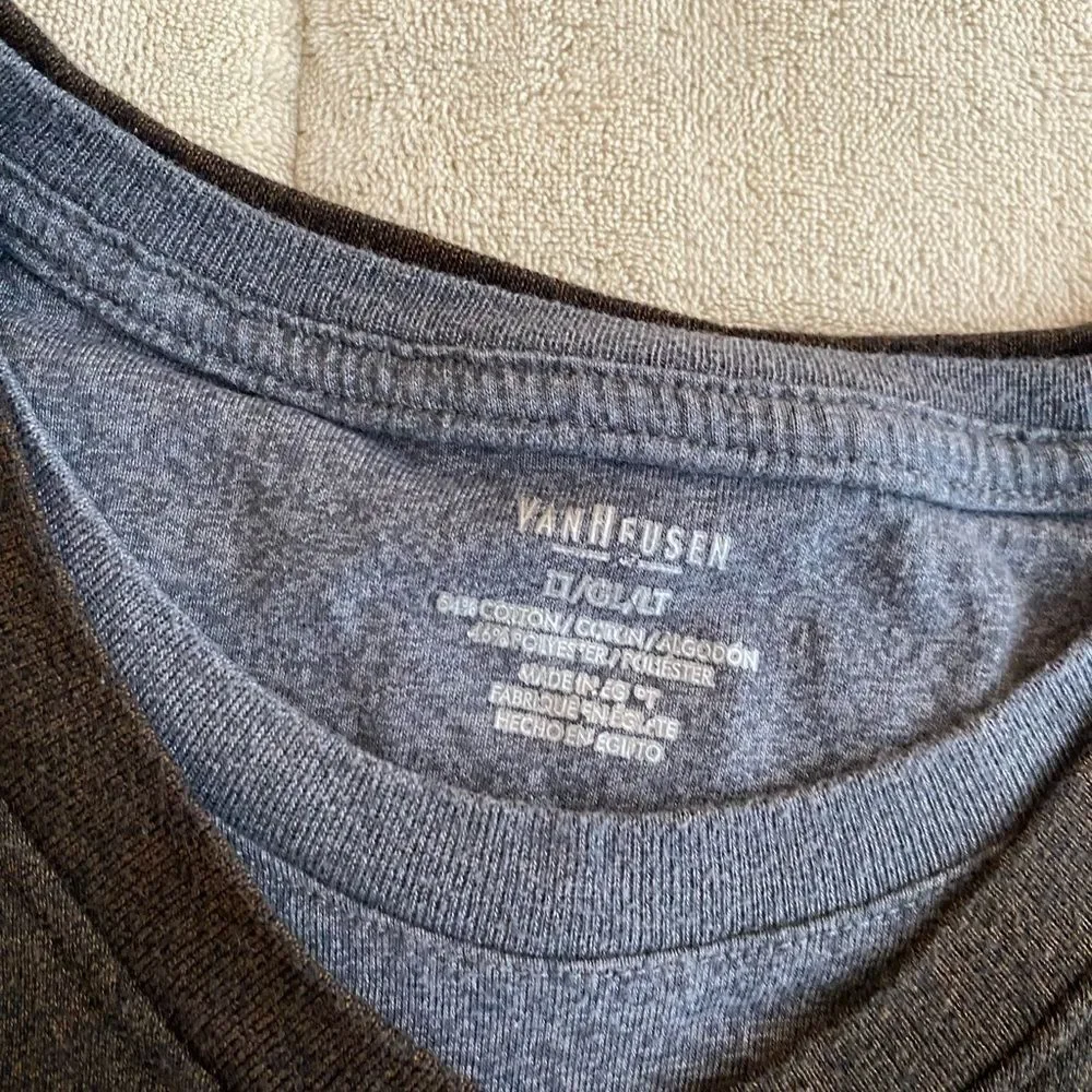 Van Heusen Sweater Gray Long Sleeve with Mock Blue Undershirt Size L
